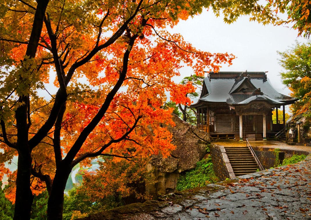 Tempio Yamadera in autunno a Yamagata, Giappone