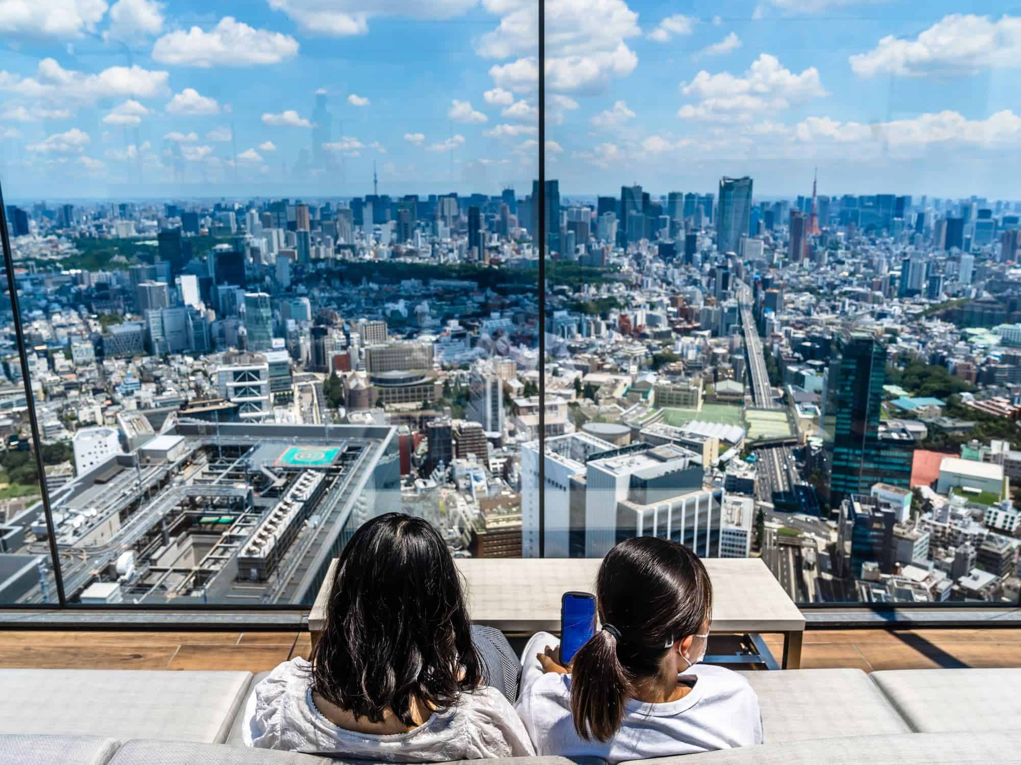 Tokyo, vista da Shibuya Sky, un vivace panorama urbano