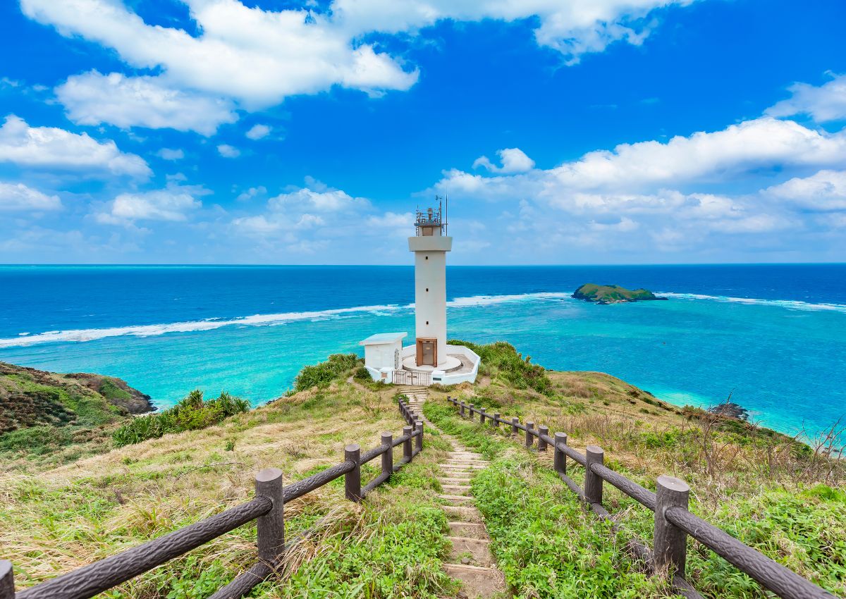 Faro di Hirakubo, sull’isola di Ishigaki, Okinawa