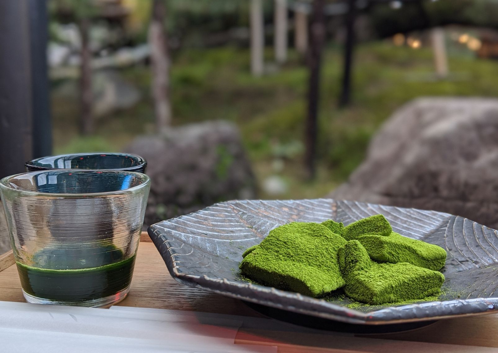 Tè verde matcha di Uji con warabi mochi, Uji, Giappone