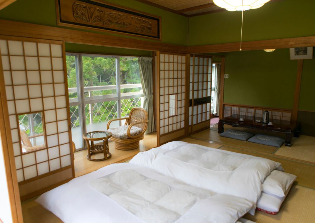La camera tipica di un tradizionale ryokan giapponese