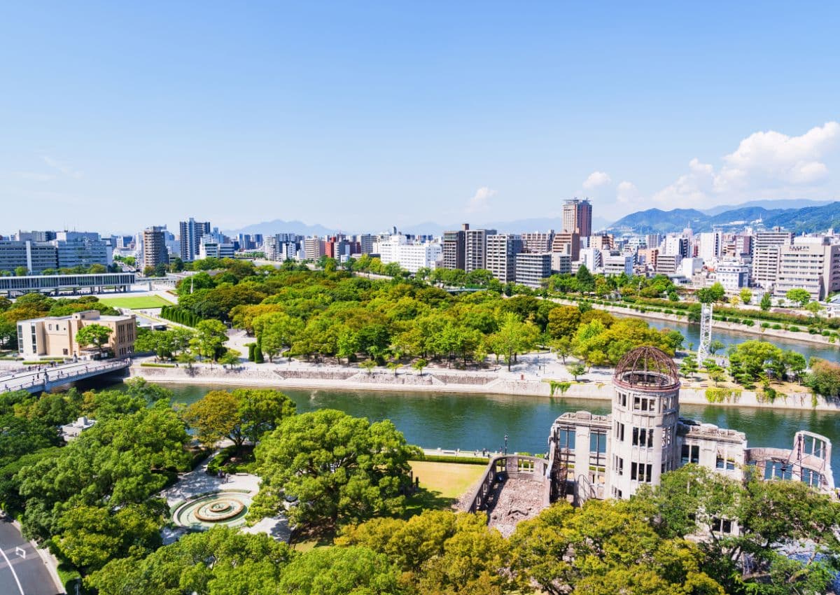 Vista panoramica di Hiroshima con il Parco Memoriale della Pace