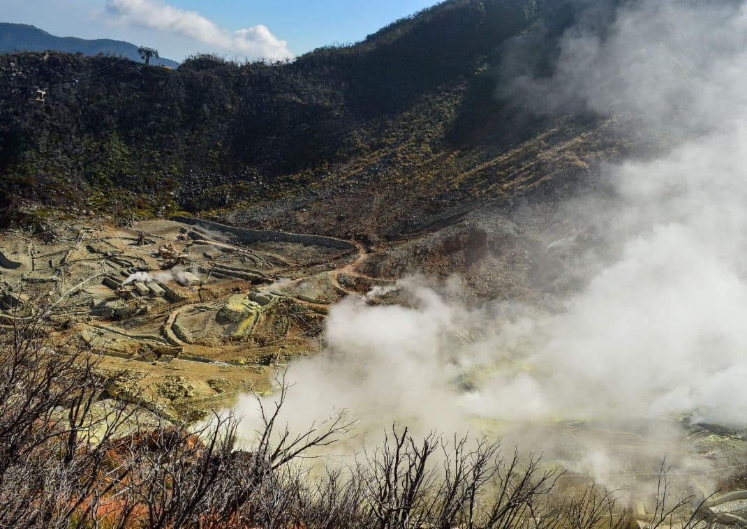 Sorgente termale sulfurea di Owakudani vicino al Lago Ashi a Hakone, Kanagawa, Giappone