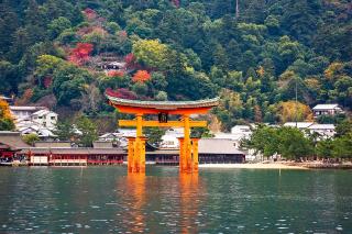 Santuario Itsukushima, isola di Miyajima 