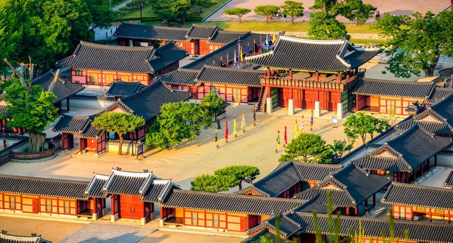 Piazza Hwaseong Haenggung