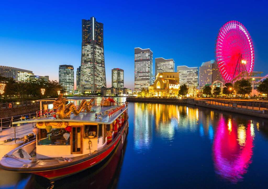 Yokohama di notte