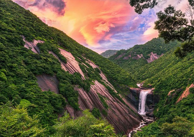 Cascata Senpiro, Isola di Yakushima