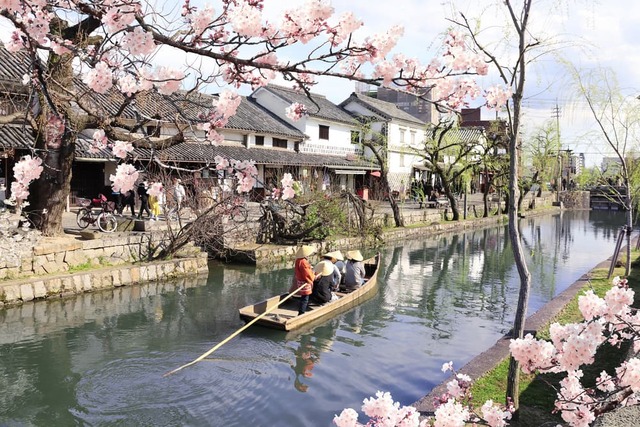 I canali di Kurashiki in primavera 