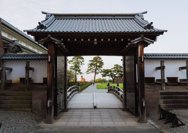  Ichinomon Gate al castello di Kanazawa, Giappone