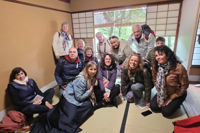 Con il gruppo Japanspecialist durante un tour di primavera