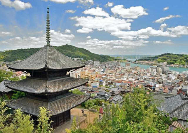 Tempio Ten'neiji con vista su Onomichi
