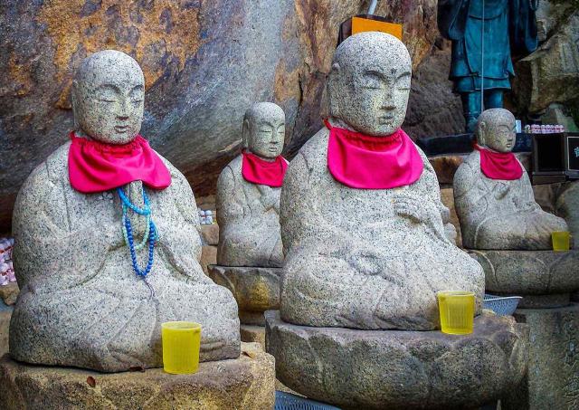 Statue di Jizo, tempio Saigo-ji