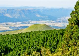 Splendidi paesaggi vulcanici nei dintorni di Kumamoto
