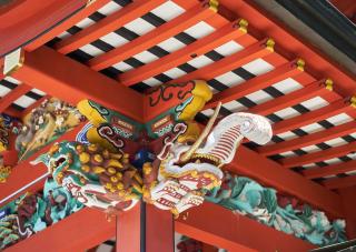 Particolari decorativi, santuario Kirishima Jingu