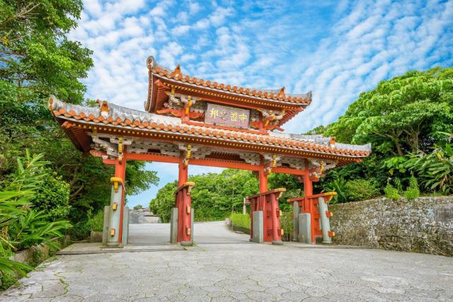 La porta del castello di Shuri, Naha, Okinawa