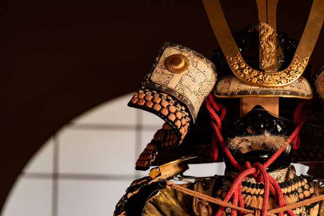 Armatura ed elmo da samurai, Giappone