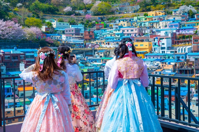 Il colorato villaggio culturale di Gamcheon a Busan, Corea del Sud